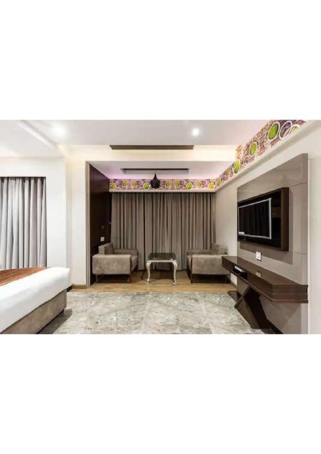 Hotel Shivay President Ujjain Exterior foto